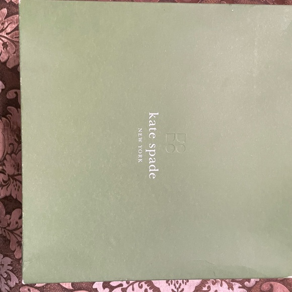 Kate Spade fuchsia wool, Paisleyinside, dust bag and original box2009 UNUSED - Picture 1 of 11